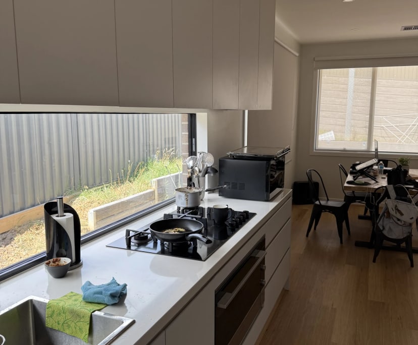 $275, Share-house, 4 bathrooms, Pakenham VIC 3810