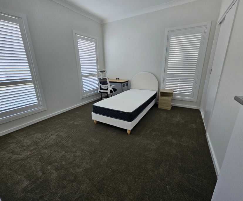 Room in a share house