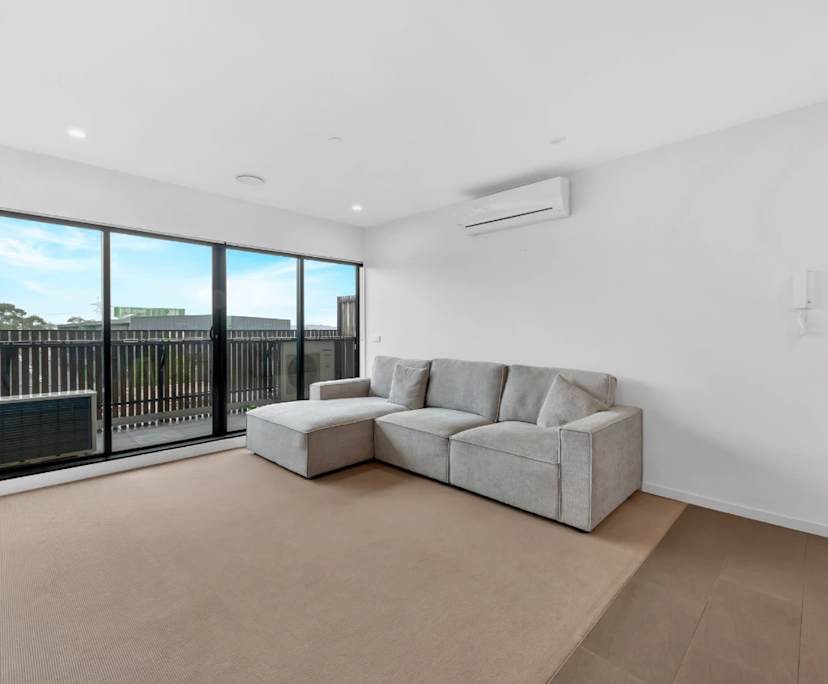 $350, Flatshare, 2 bathrooms, Mill Park VIC 3082