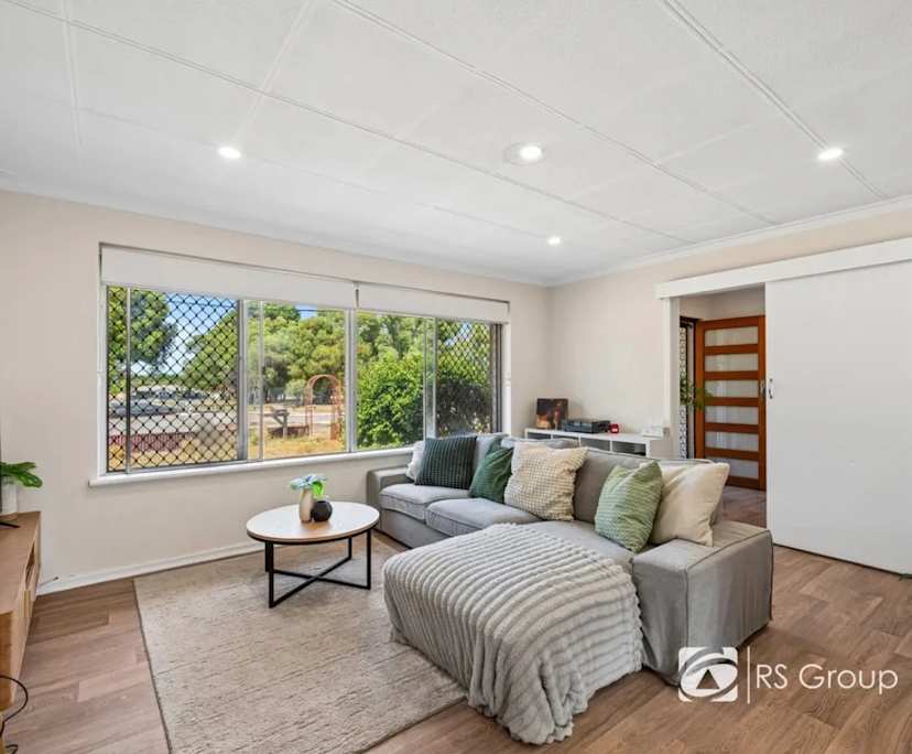 Unfurnished room in a share house
