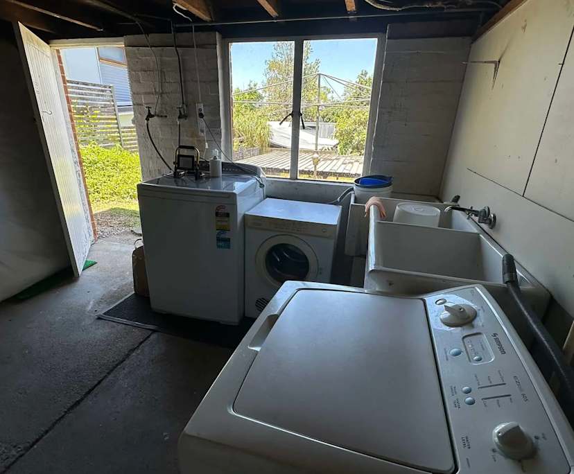 $290, Flatshare, 3 bathrooms, Toowong QLD 4066