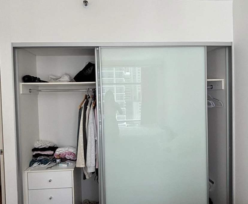 Room in a share house