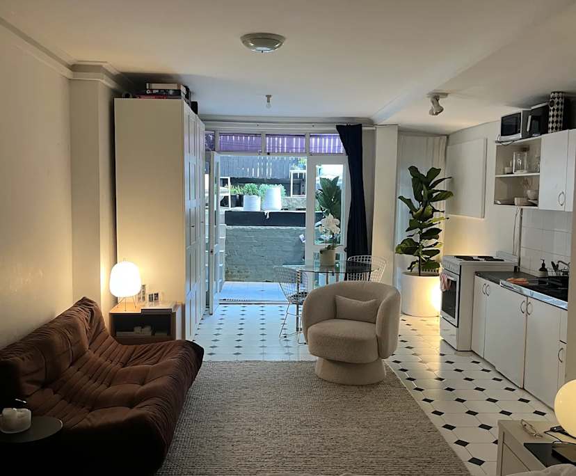 Furnished room studio flat for rent