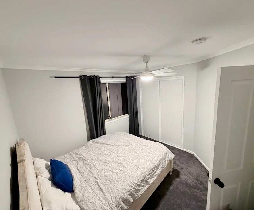 $330, Share-house, 5 bathrooms, Manly West QLD 4179