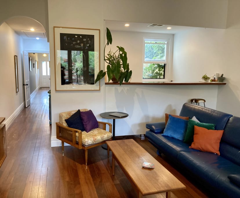 Room in a share house
