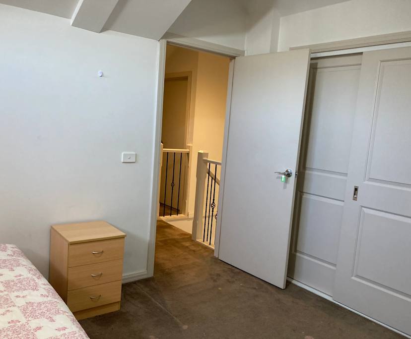 $240, Share-house, 4 bathrooms, Notting Hill VIC 3168