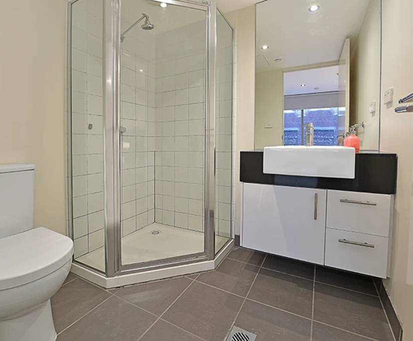 $999, Whole-property, 2 bathrooms, Melbourne VIC 3000