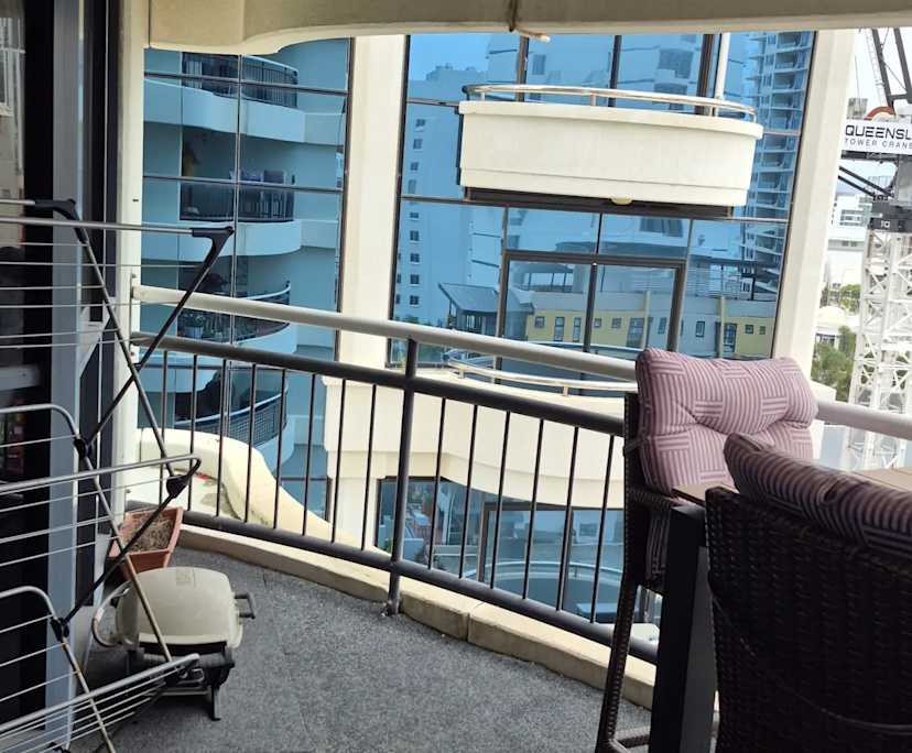 $480, Flatshare, 2 bathrooms, Broadbeach QLD 4217