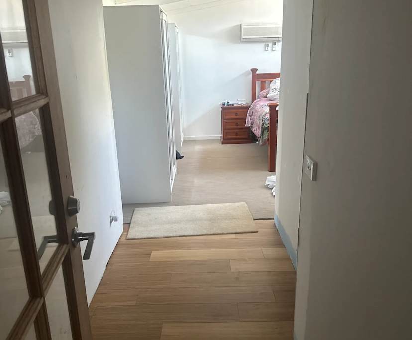 Furnished room with own bathroom