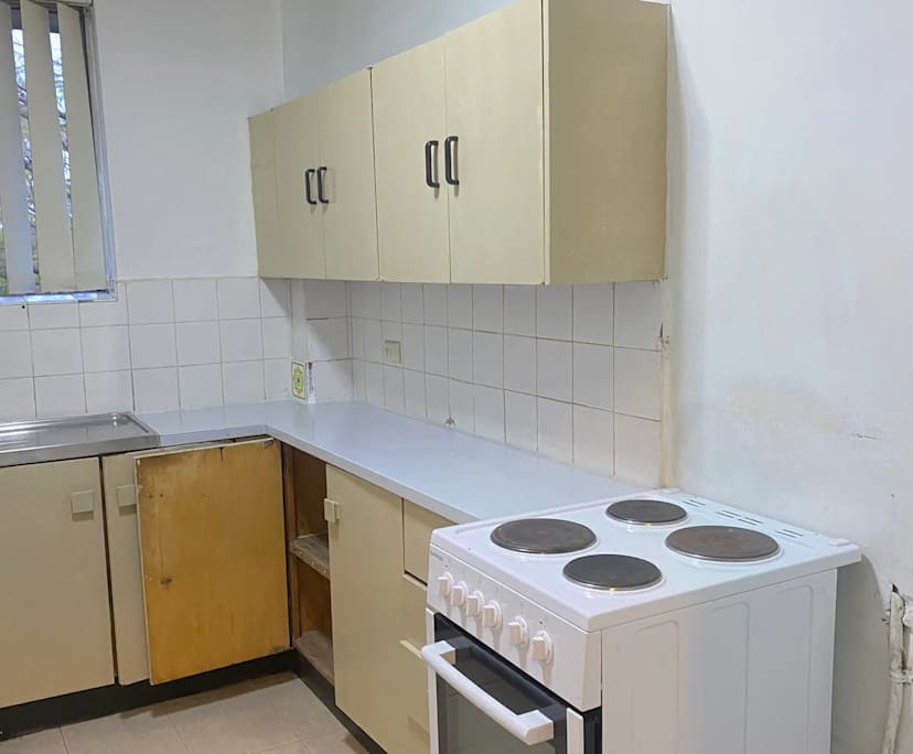 Furnished room in a flatshare