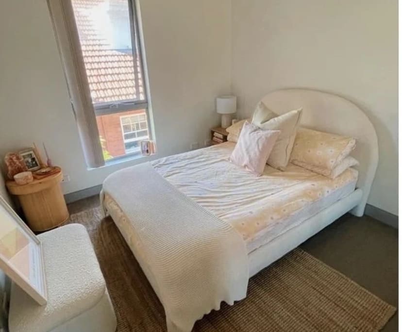 Furnished room with own bathroom
