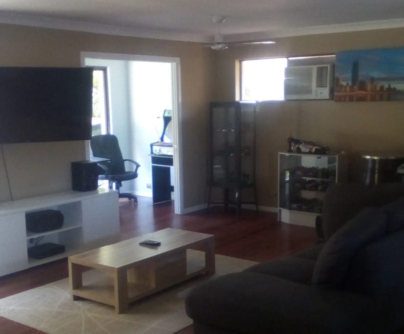 $250, Share-house, 3 bathrooms, Nerang QLD 4211