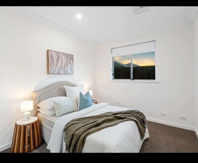 Unfurnished room in a share house