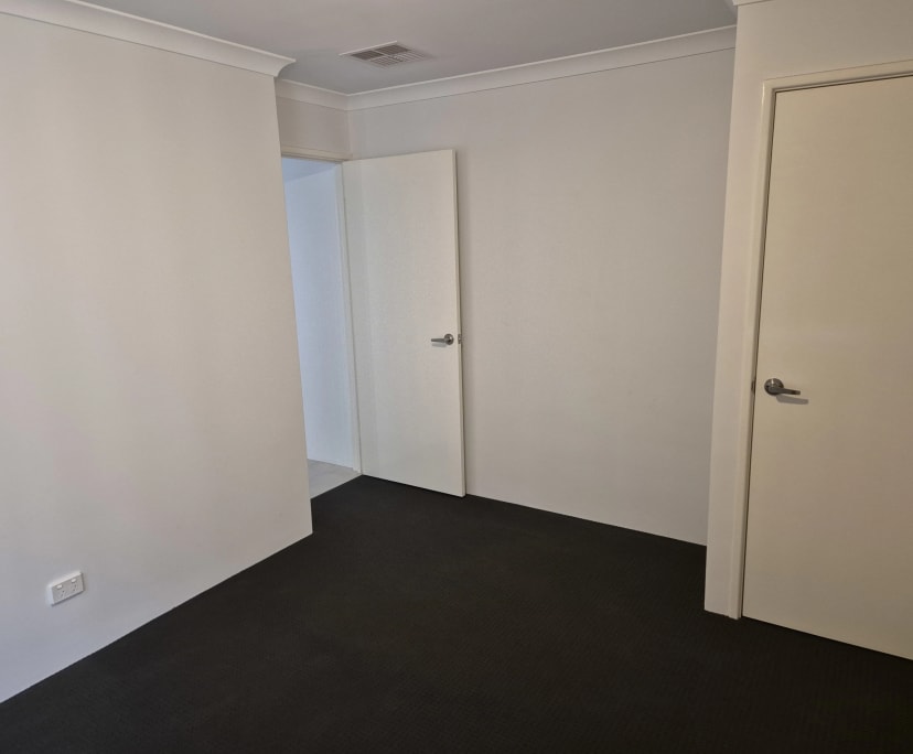 Unfurnished room with own bathroom