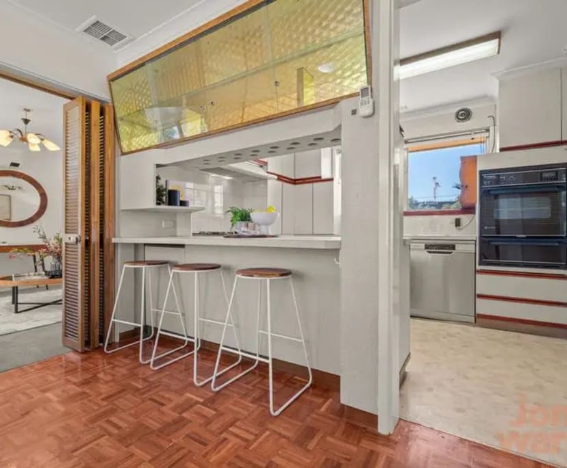 Room in a share house