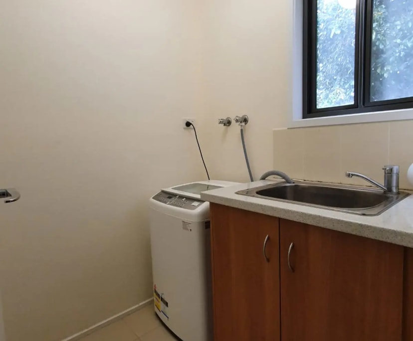 $260, Share-house, 3 bathrooms, Burwood VIC 3125
