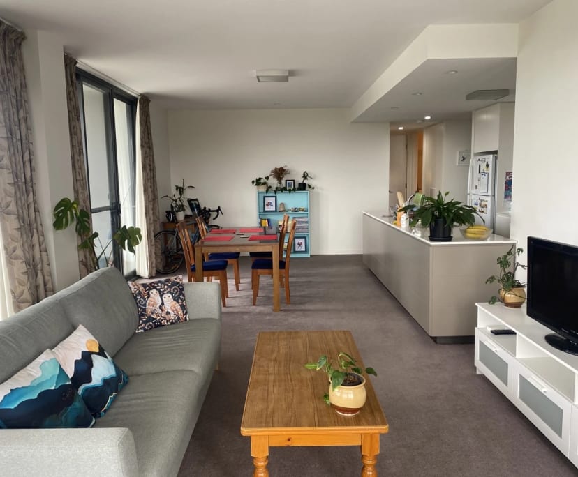 Unfurnished room in a flatshare