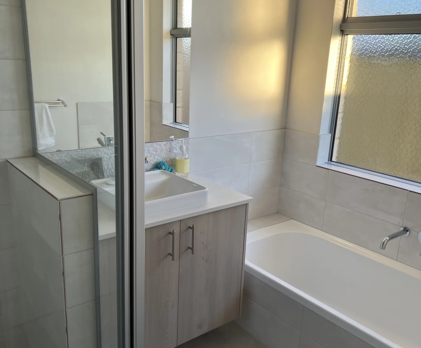 $250, Share-house, 4 bathrooms, Port Kennedy WA 6172