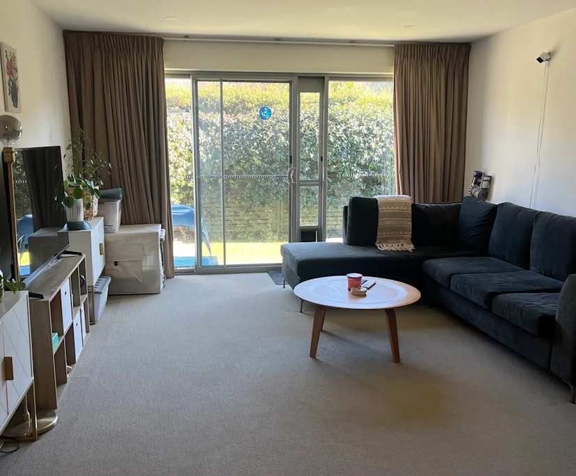 Unfurnished room with own bathroom