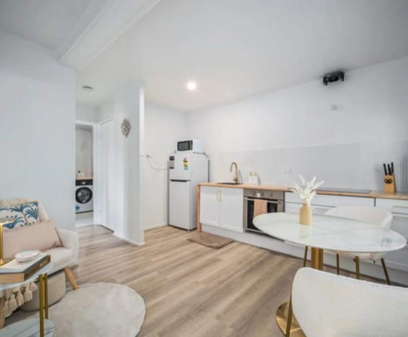 Whole property with 2 rooms for rent