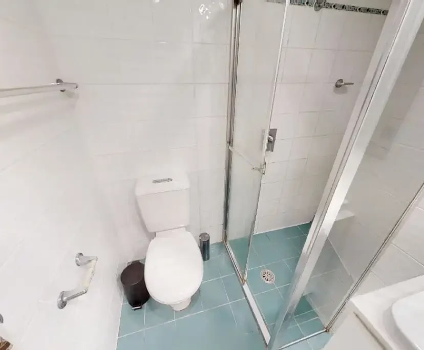 $285, Flatshare, 3 bathrooms, Chippendale NSW 2008