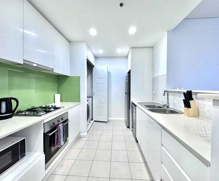 Whole property with 3 rooms for rent
