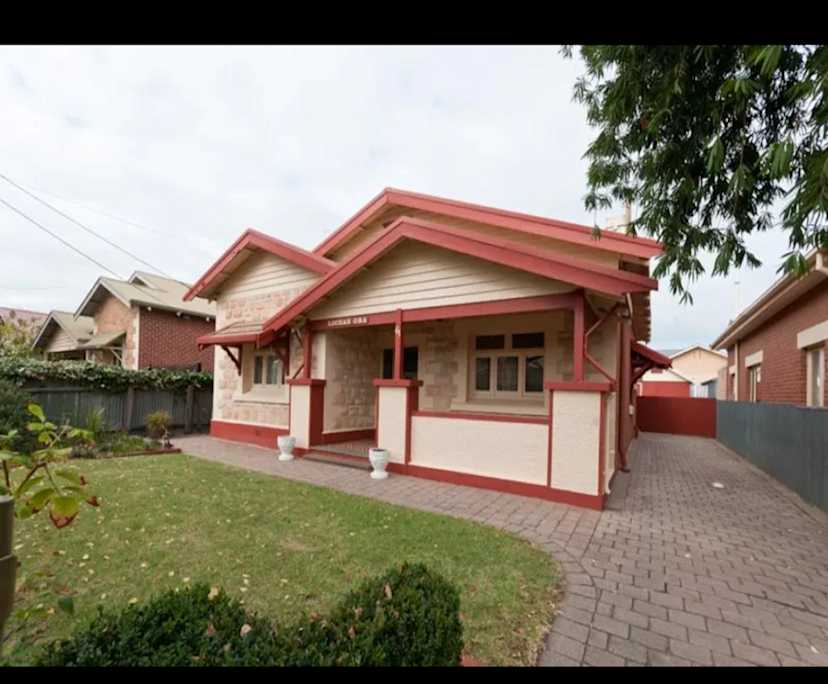 Whole property with 4 rooms for rent