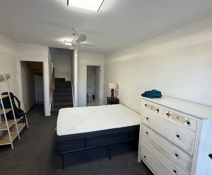 propertyImage