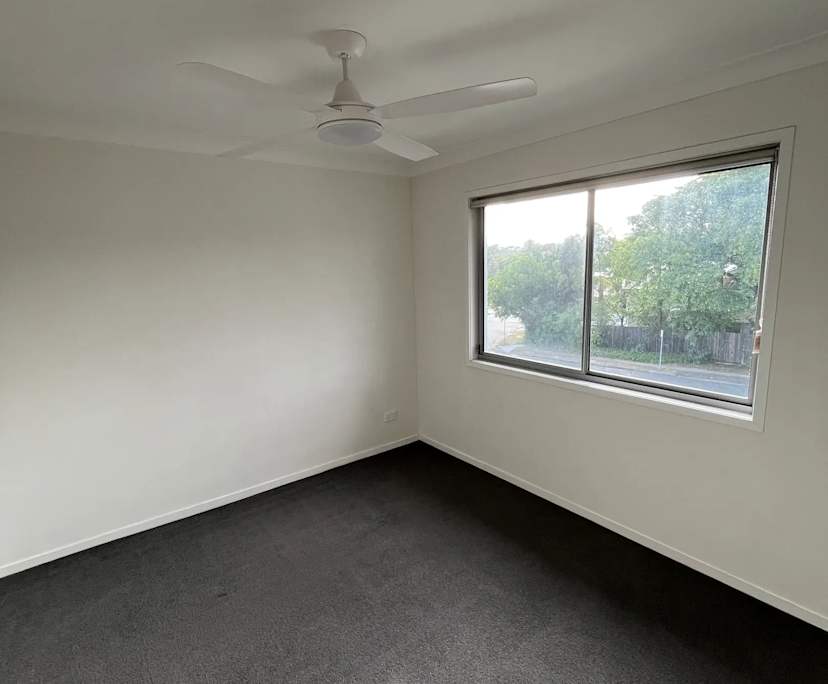 $225, Share-house, 3 bathrooms, Yeronga QLD 4104