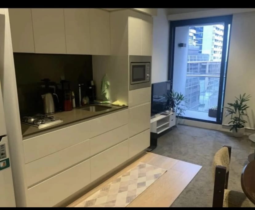 Furnished room in a flatshare