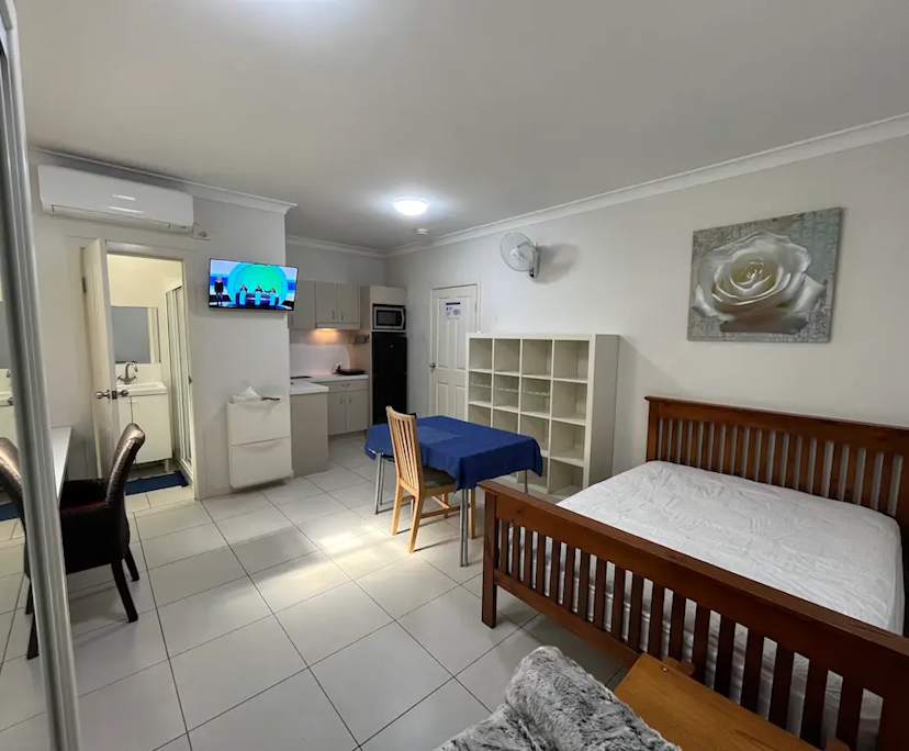 $510, Studio, 1 bathroom, Windsor QLD 4030