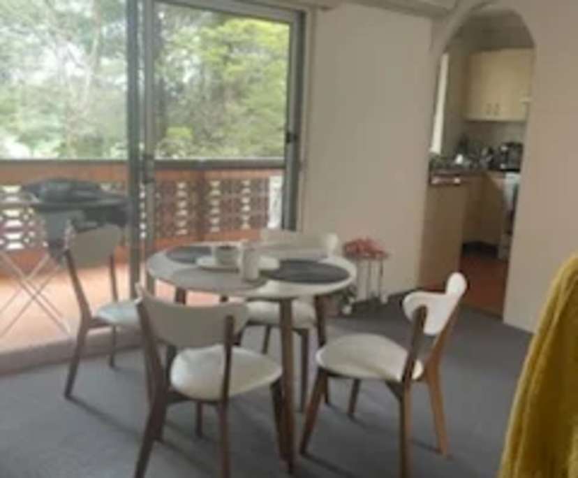 Furnished room in a flatshare