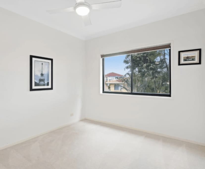 Unfurnished room with own bathroom