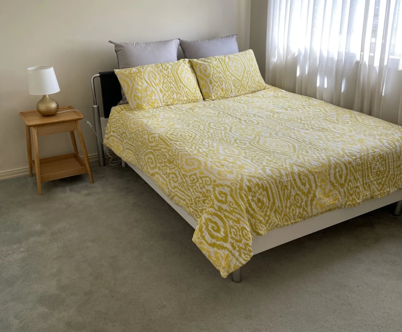 Room in a share house