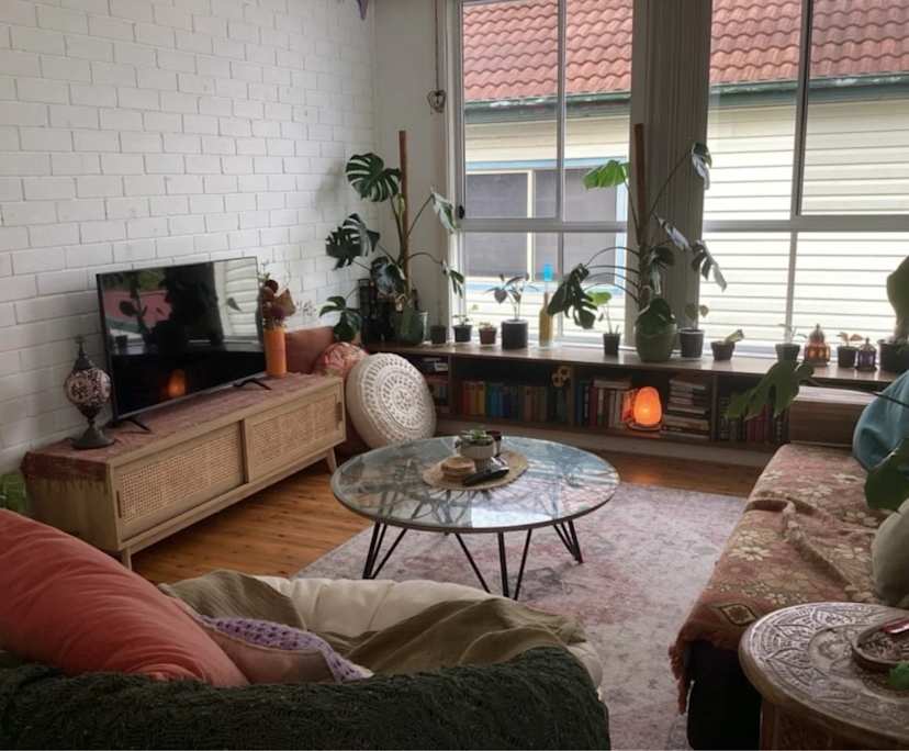 Whole property with 2 rooms for rent