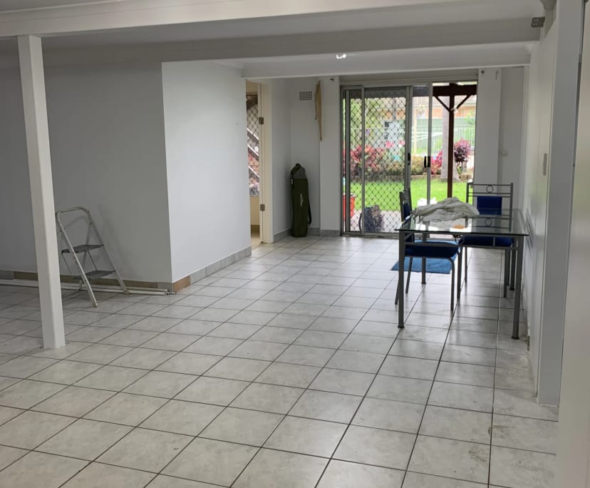 Granny Flat for Rent in Toongabbie, Sydney 320, U...