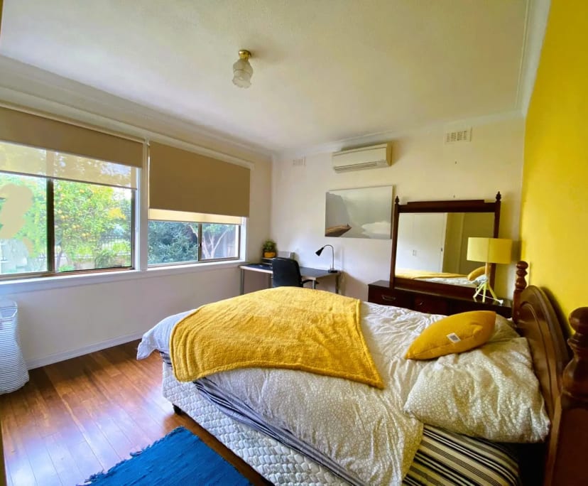 Furnished room in a share house