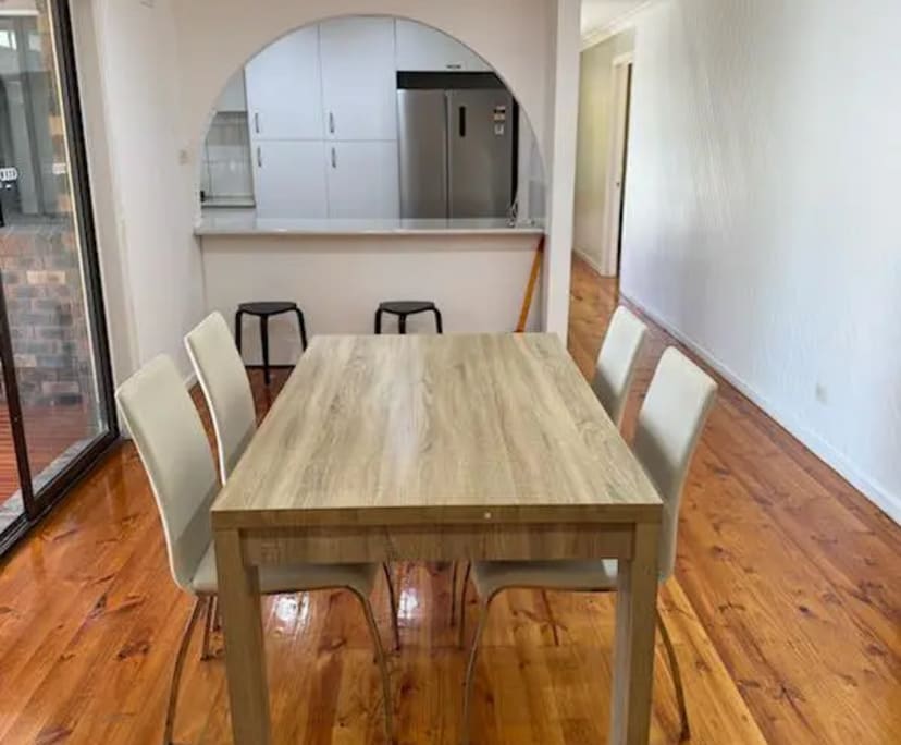 $280, Share-house, 5 bathrooms, Mill Park VIC 3082