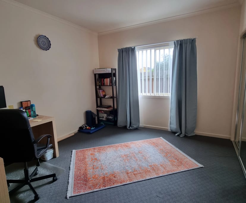 Room for Rent in Dandenong, Melbourne 250, Flexib...