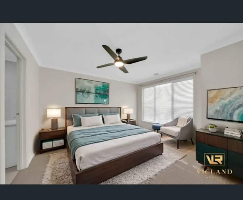 propertyImage