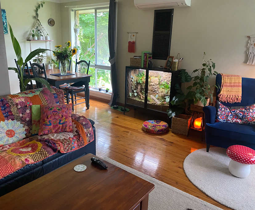 Unfurnished room in a share house