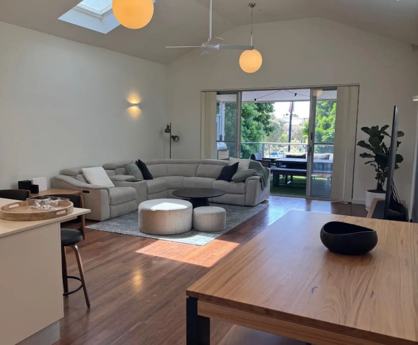 propertyImage