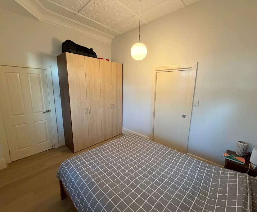 $375, Flatshare, 2 bathrooms, Waverton NSW 2060
