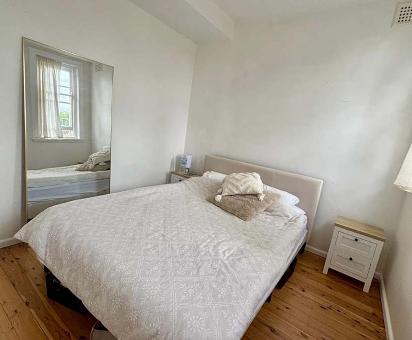 Unfurnished room in a share house