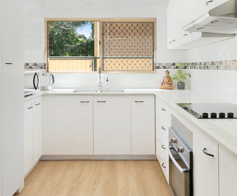Unfurnished room in a flatshare