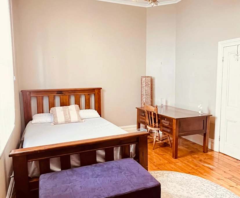 Furnished room in a share house