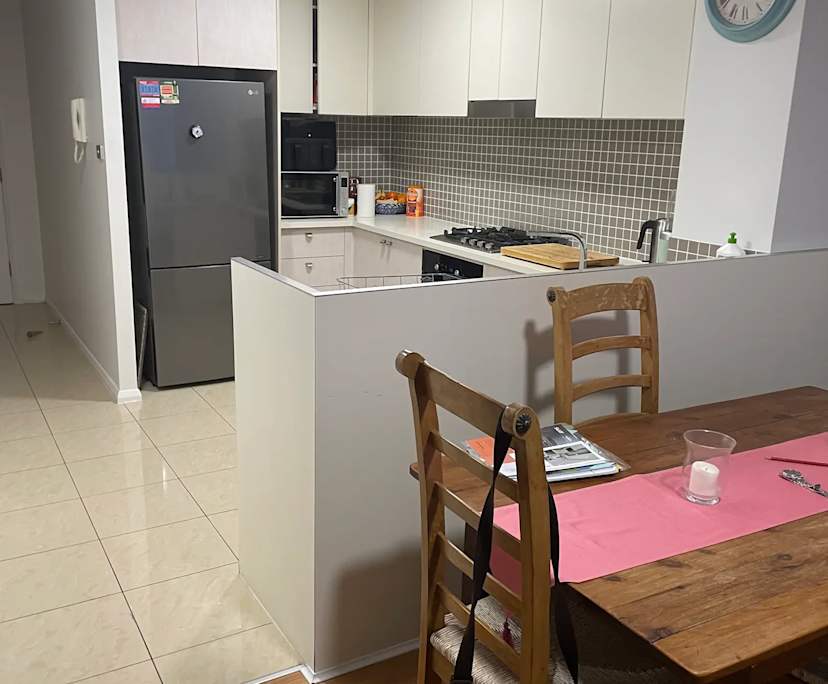 $350, Student-accommodation, 3 bathrooms, Gosford NSW 2250