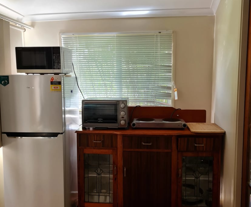 Granny Flat for Rent in Gympie, QLD 200, Furnishe...