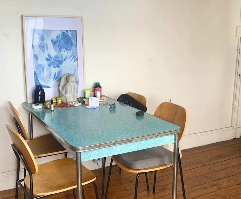 Unfurnished room in a flatshare