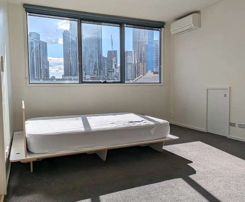 Room with ensuite in a flatshare